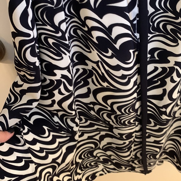 Nanette Lenore size 6 navy & white dress - Picture 8 of 9